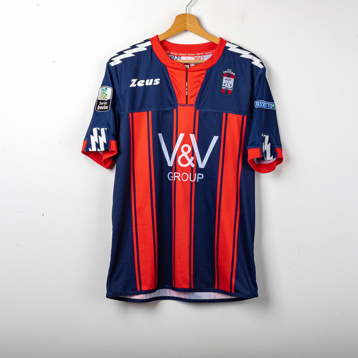 Maglia home Crotone Zeus De Giorgio 10 2013/2014