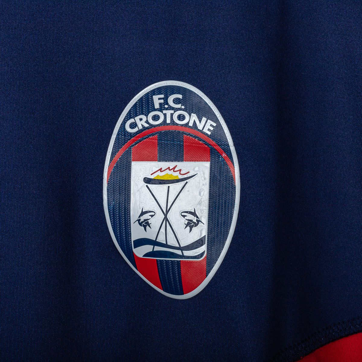 maglia home crotone zeus 2017/2018